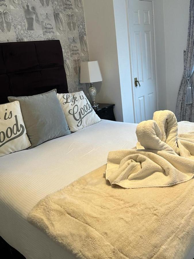 The Swan Inn Salisbury Wilton  Bagian luar foto